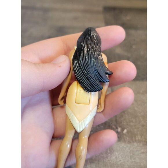 Disney Burger King princess Pocahontas toy figure - Picture 4 of 5